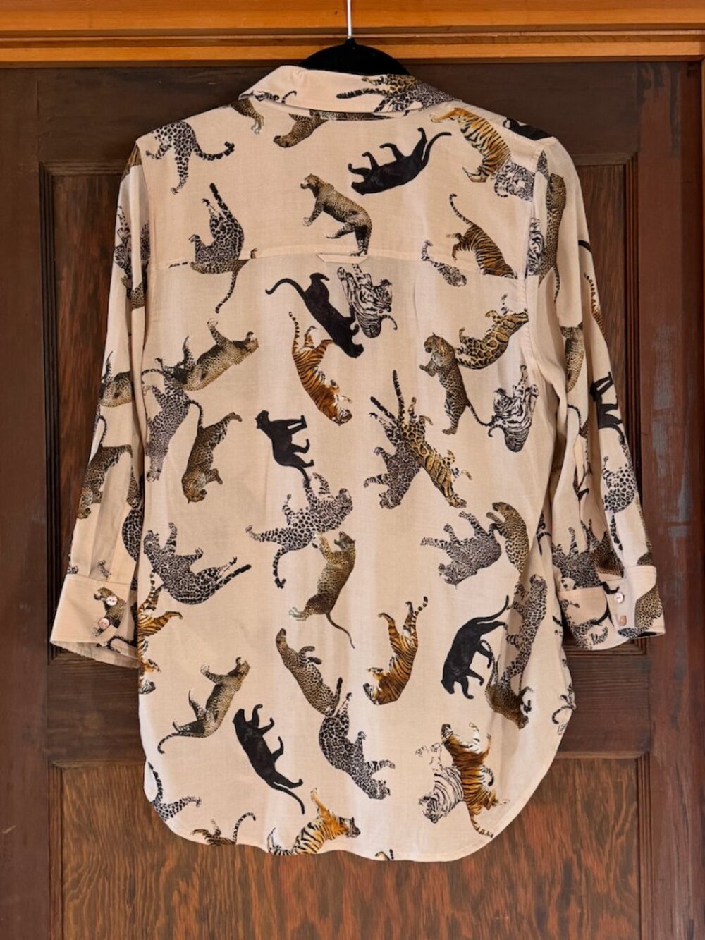 L'AGENCE Camille 3/4 sleeve blouse, taupe multi mix tiger print - Picture 2 of 10